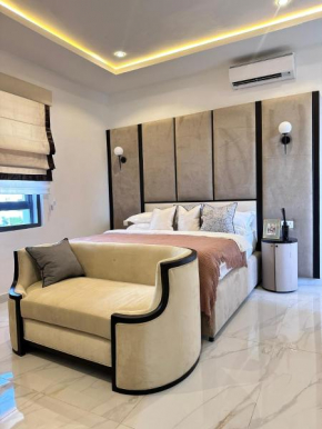 Large Studio Apartment
